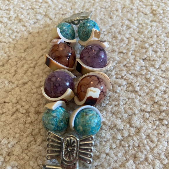 Women’s Pearl Seashell Bead Quartz Watch - Picture 3 of 4